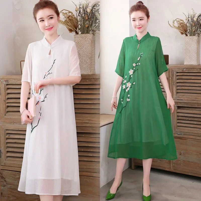 White Chinese Qipao Cheongsam  - Ao Dai Vietnam Dress 评论和价格